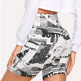 LOVEMI - Black and white allover letter printing bicycle cut short
