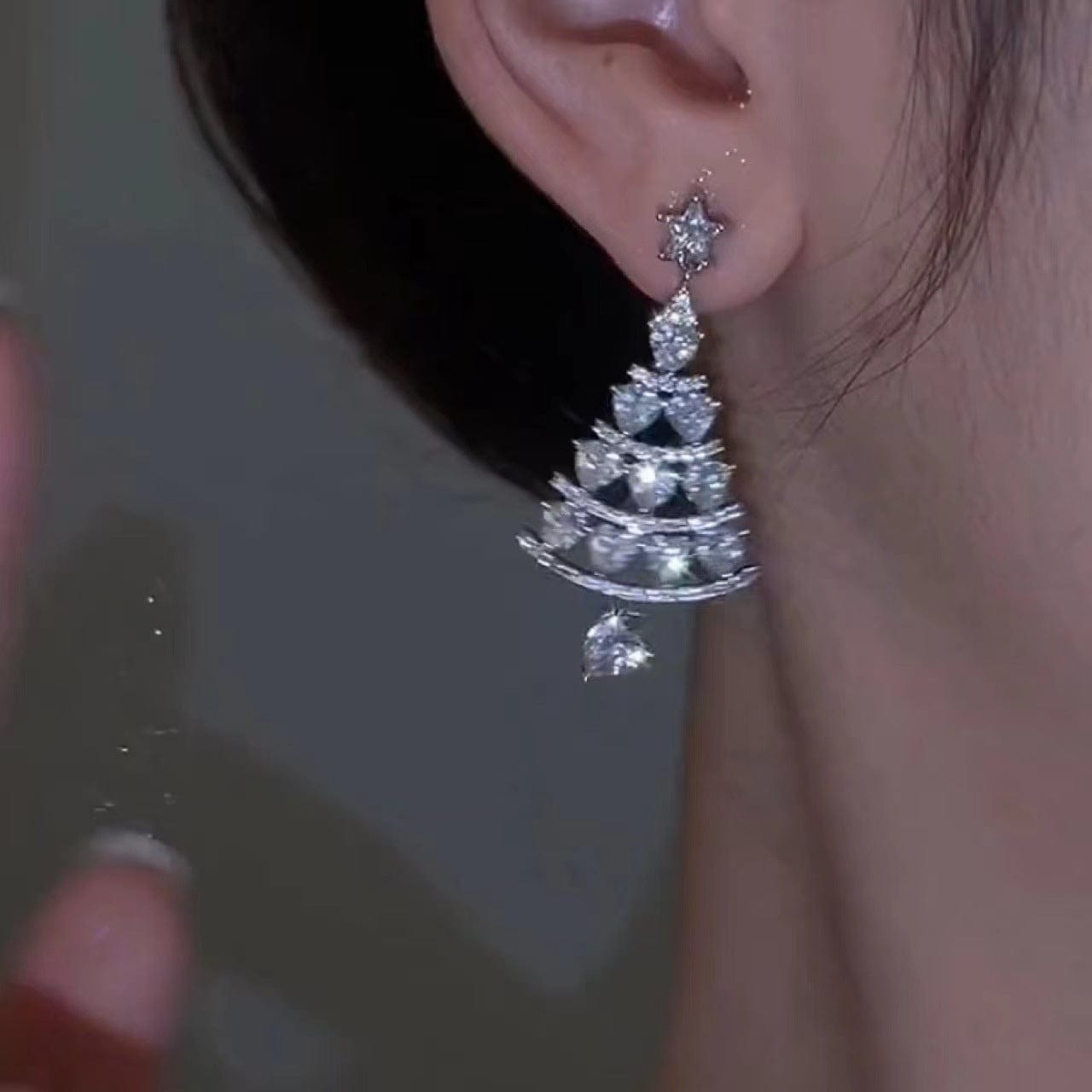 LOVEMI  Christmas Lovemi -  Women's High-quality Silver Needle Christmas Tree Earrings