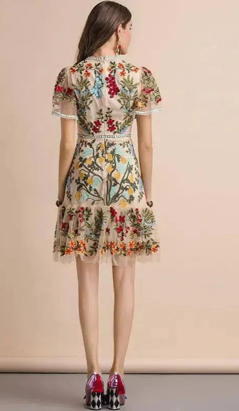 LD LINDA DELLA New 2023 Fashion Runway Summer Dress Women's Flare Sleeve Floral Embroidery Elegant Hollow Out Midi Dresses-4