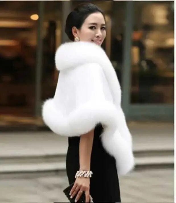 LOVEMI Fur coat White / One size Lovemi -  Warm shawl