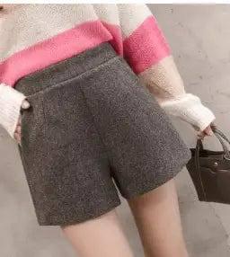 Korean version of high waist woolen shorts autumn and winter-14